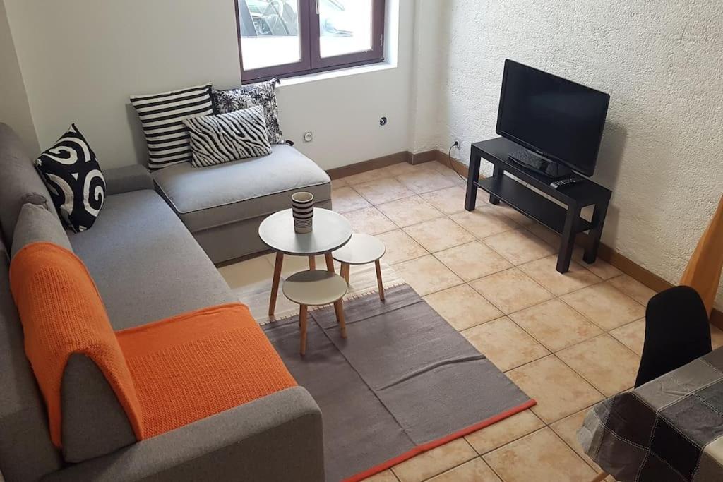 Studio Orleans Chatelet Luaran gambar