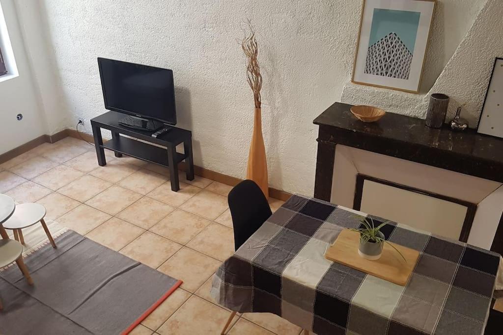 Studio Orleans Chatelet Luaran gambar
